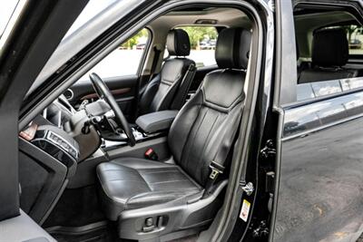 2017 Land Rover Discovery HSE   - Photo 9 - Dallas, TX 75220