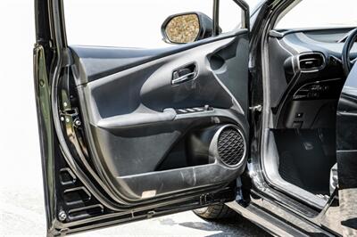 2022 Toyota Prius XLE   - Photo 37 - Dallas, TX 75220