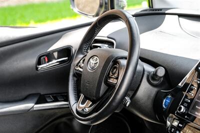 2022 Toyota Prius XLE   - Photo 13 - Dallas, TX 75220