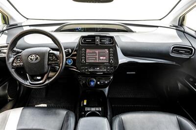 2022 Toyota Prius XLE   - Photo 14 - Dallas, TX 75220