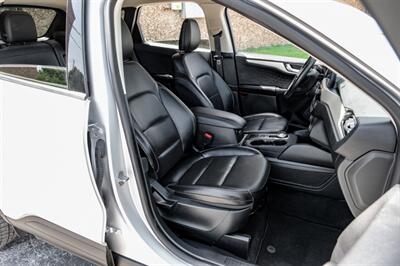 2020 Ford Escape SEL   - Photo 29 - Dallas, TX 75220