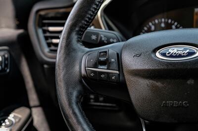 2020 Ford Escape SEL   - Photo 15 - Dallas, TX 75220