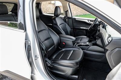 2020 Ford Escape SEL   - Photo 28 - Dallas, TX 75220