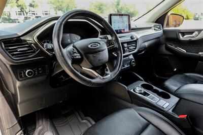 2020 Ford Escape SEL   - Photo 3 - Dallas, TX 75220