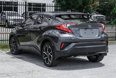 2019 Toyota C-HR LE - Photo 12 - Dallas, TX 75220