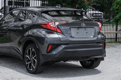 2019 Toyota C-HR LE - Photo 14 - Dallas, TX 75220