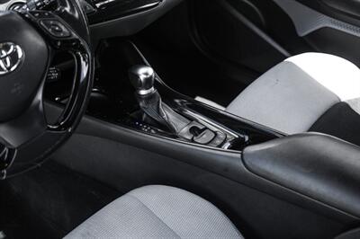 2019 Toyota C-HR LE - Photo 25 - Dallas, TX 75220