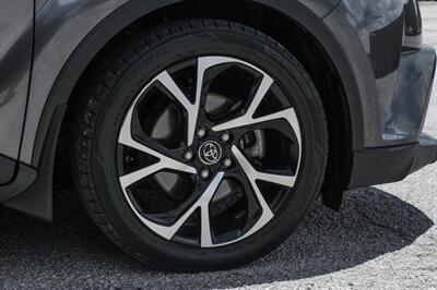 2019 Toyota C-HR LE - Photo 52 - Dallas, TX 75220