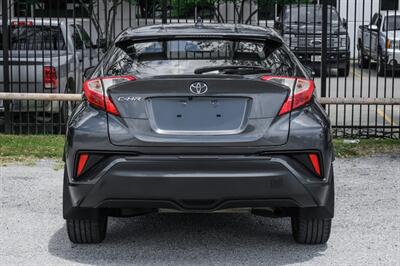 2019 Toyota C-HR LE - Photo 11 - Dallas, TX 75220