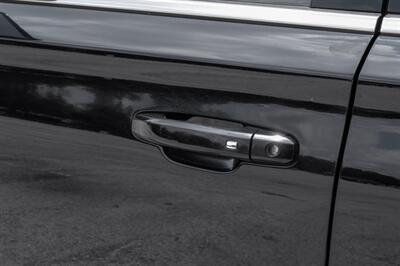 2017 Chevrolet Suburban LT - Photo 11 - Dallas, TX 75220