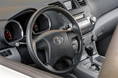 2008 Toyota Highlander   - Photo 14 - Dallas, TX 75220