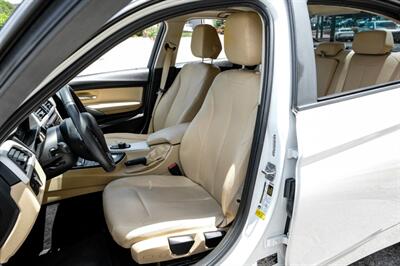 2017 BMW 320i   - Photo 4 - Dallas, TX 75220