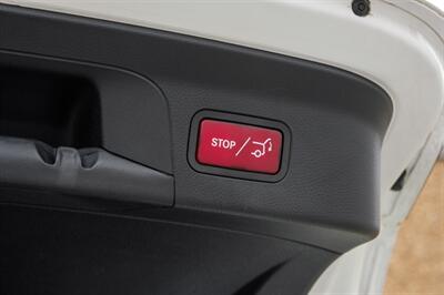 2018 Mercedes-Benz GLC GLC 300 4MATIC   - Photo 49 - Dallas, TX 75220