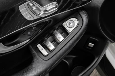 2018 Mercedes-Benz GLC GLC 300 4MATIC   - Photo 37 - Dallas, TX 75220