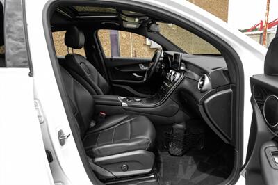 2018 Mercedes-Benz GLC GLC 300 4MATIC   - Photo 29 - Dallas, TX 75220