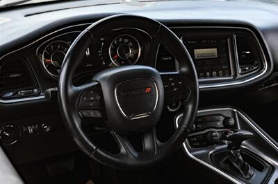 2016 Dodge Challenger SXT   - Photo 17 - Dallas, TX 75220