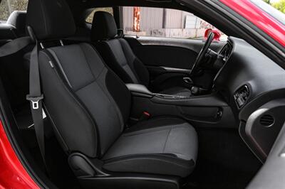 2016 Dodge Challenger SXT   - Photo 32 - Dallas, TX 75220