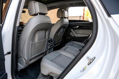 2019 Audi Q5 quattro Premium Plus 45 TFSI - Photo 34 - Dallas, TX 75220