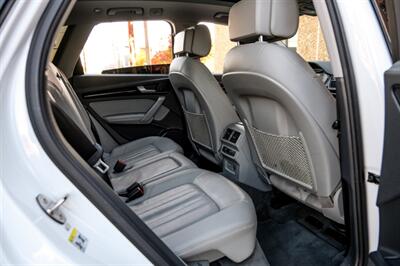 2019 Audi Q5 quattro Premium Plus 45 TFSI - Photo 33 - Dallas, TX 75220