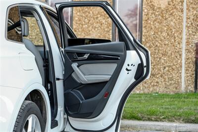 2019 Audi Q5 quattro Premium Plus 45 TFSI - Photo 40 - Dallas, TX 75220