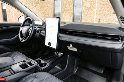 2025 Ford Mustang Mach-E Select   - Photo 11 - Dallas, TX 75220