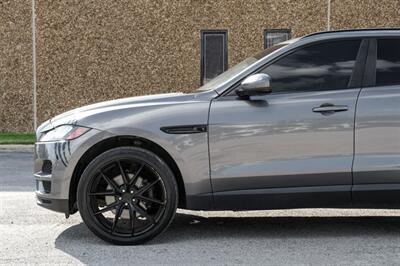 2017 Jaguar F-PACE 35t Prestige   - Photo 16 - Dallas, TX 75220