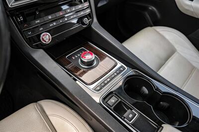 2017 Jaguar F-PACE 35t Prestige   - Photo 30 - Dallas, TX 75220