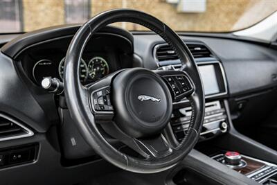 2017 Jaguar F-PACE 35t Prestige   - Photo 21 - Dallas, TX 75220