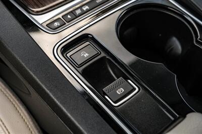 2017 Jaguar F-PACE 35t Prestige   - Photo 32 - Dallas, TX 75220