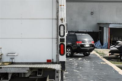 2015 Freightliner M2 106   - Photo 31 - Dallas, TX 75220