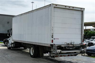 2015 Freightliner M2 106   - Photo 10 - Dallas, TX 75220