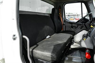 2015 Freightliner M2 106   - Photo 24 - Dallas, TX 75220