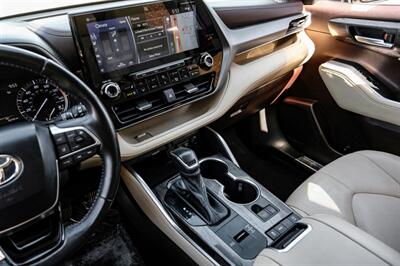 2020 Toyota Highlander Limited   - Photo 23 - Dallas, TX 75220