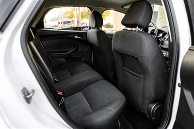 2016 Ford Focus SE   - Photo 29 - Dallas, TX 75220