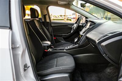 2016 Ford Focus SE   - Photo 26 - Dallas, TX 75220