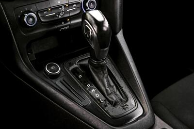 2016 Ford Focus SE   - Photo 21 - Dallas, TX 75220