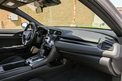 2020 Honda Civic Sport   - Photo 15 - Dallas, TX 75220