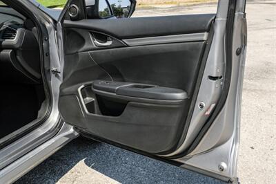 2020 Honda Civic Sport   - Photo 43 - Dallas, TX 75220