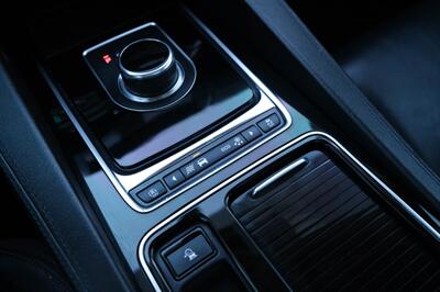 2020 Jaguar F-PACE 30t Prestige   - Photo 48 - Dallas, TX 75220