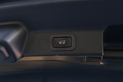 2020 Jaguar F-PACE 30t Prestige   - Photo 31 - Dallas, TX 75220
