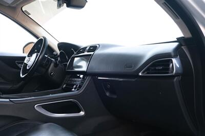 2020 Jaguar F-PACE 30t Prestige   - Photo 39 - Dallas, TX 75220