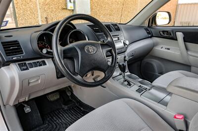 2008 Toyota Highlander   - Photo 3 - Dallas, TX 75220