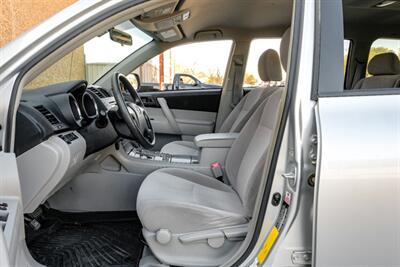 2008 Toyota Highlander   - Photo 4 - Dallas, TX 75220