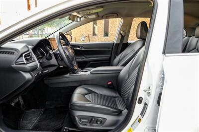 2021 Toyota Camry SE - Photo 4 - Dallas, TX 75220