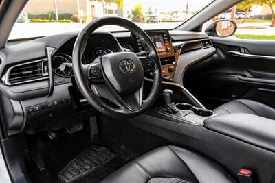2021 Toyota Camry SE - Photo 3 - Dallas, TX 75220