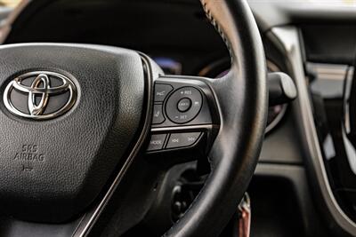 2021 Toyota Camry SE - Photo 16 - Dallas, TX 75220