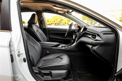 2021 Toyota Camry SE - Photo 32 - Dallas, TX 75220