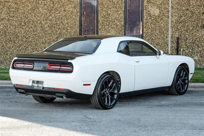 2022 Dodge Challenger SXT - Photo 8 - Dallas, TX 75220