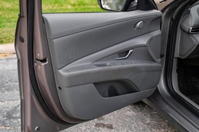 2022 Hyundai ELANTRA SE   - Photo 41 - Dallas, TX 75220