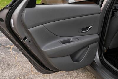 2022 Hyundai ELANTRA SE   - Photo 44 - Dallas, TX 75220